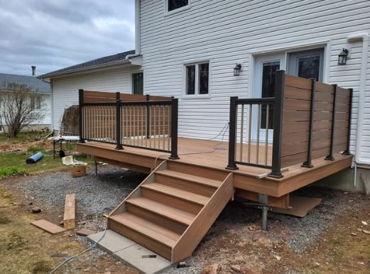 Deck & Fence Builder project in Gillette