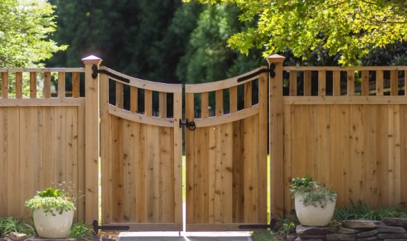 Deck & Fence Builder project in Gillette